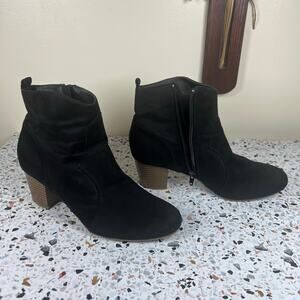American Eagle Black Suede Booties Size 9.5